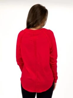 Zenana Round Neck Raglan Long Sleeve Thumbhole Top | S - XL *Final Sale* -Discount Divas Shop YsKuUcDPZhWboLbApITkhjBm8rSeMCuH2zMtt5ka