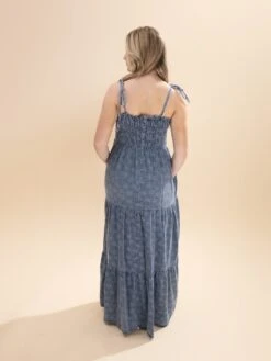 Washed Daisy Print Denim Maxi Dress | S-L -Discount Divas Shop a595e183b31309f4096f005f8d38dd98