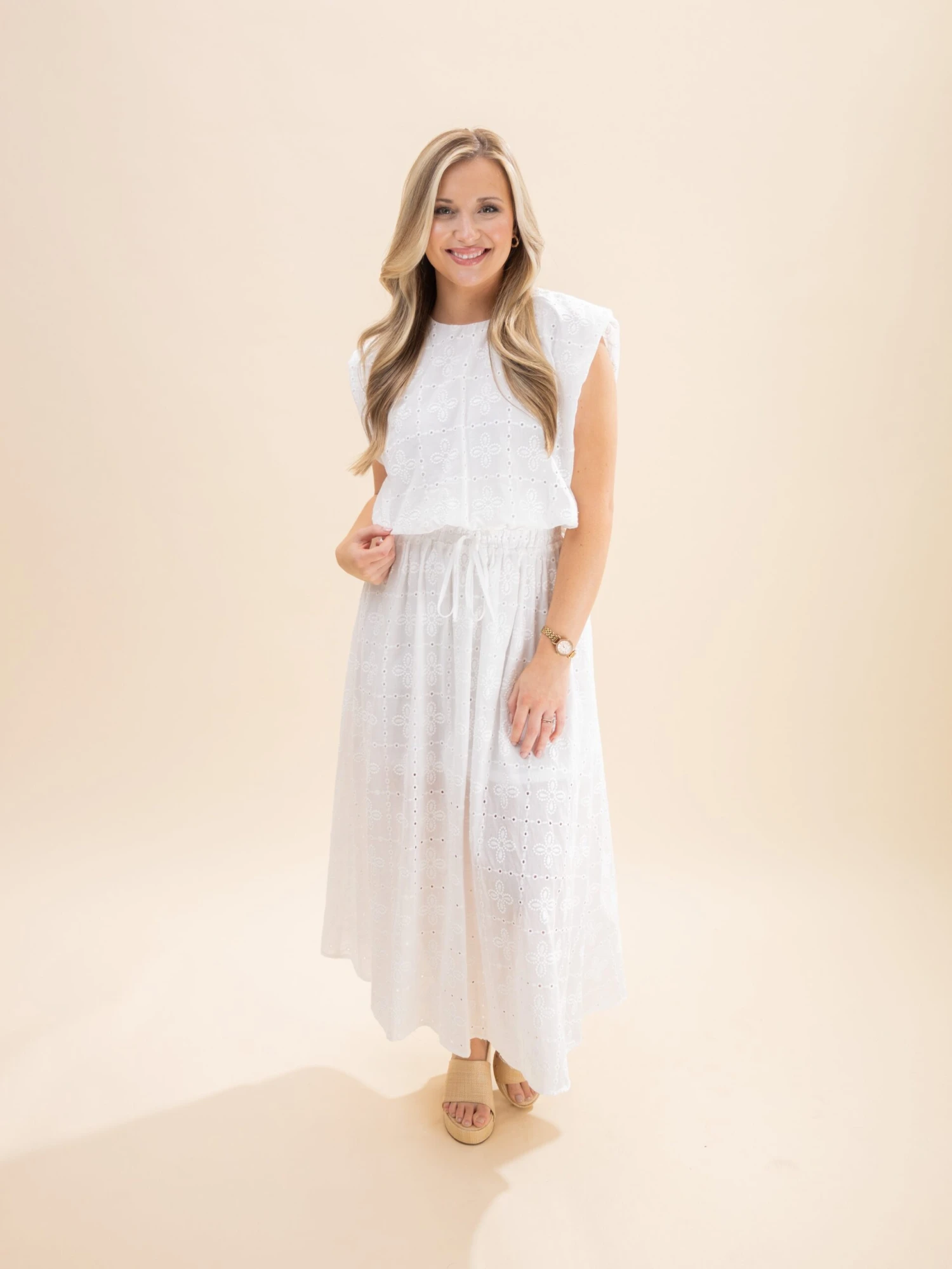 Eyelet Sleeveless Balloon Hem Blouse | S-L Pair W/ Sku63103 2 Eyelet Sleeveless Balloon Hem Blouse | S-L Pair W/ Sku63103 - Image 2