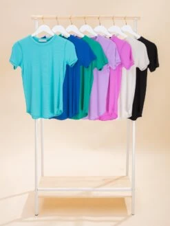 Zenana Ribbed Curved Hem Round Neck Tee | S-L *Final Sale* -Discount Divas Shop b6674ec20c2f4c4c8dacbe209ecaa600