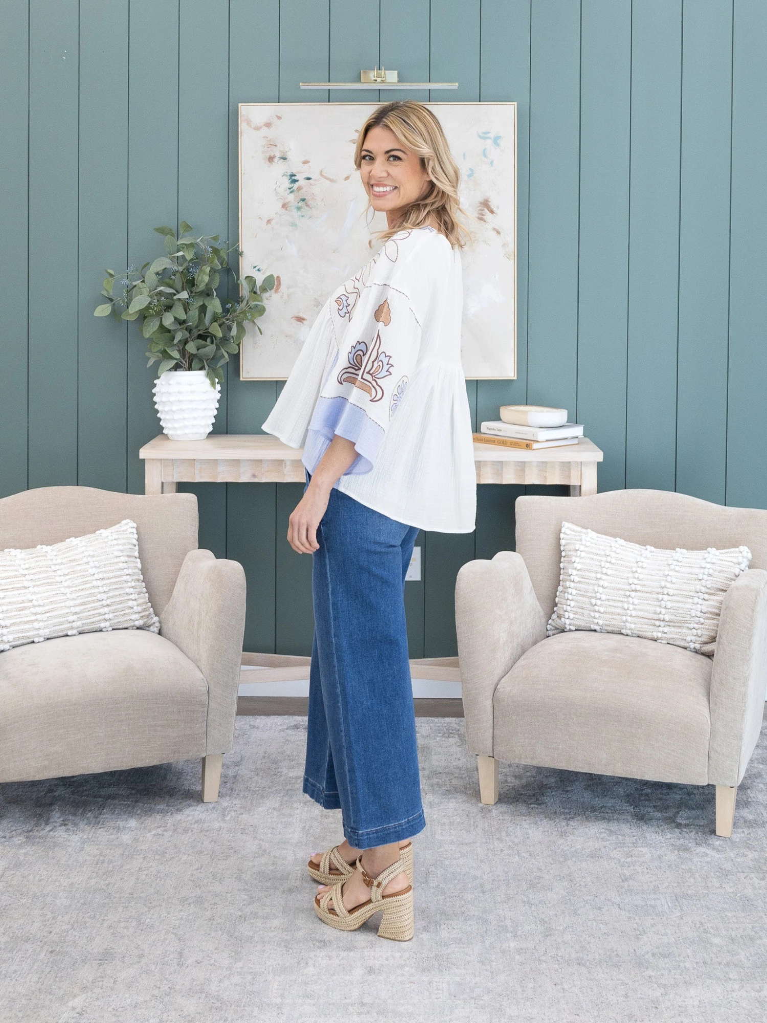 Embroidered Detail Cotton Gauze Baby Doll Top | S - L Easel 6 Embroidered Detail Cotton Gauze Baby Doll Top | S - L Easel - Image 6