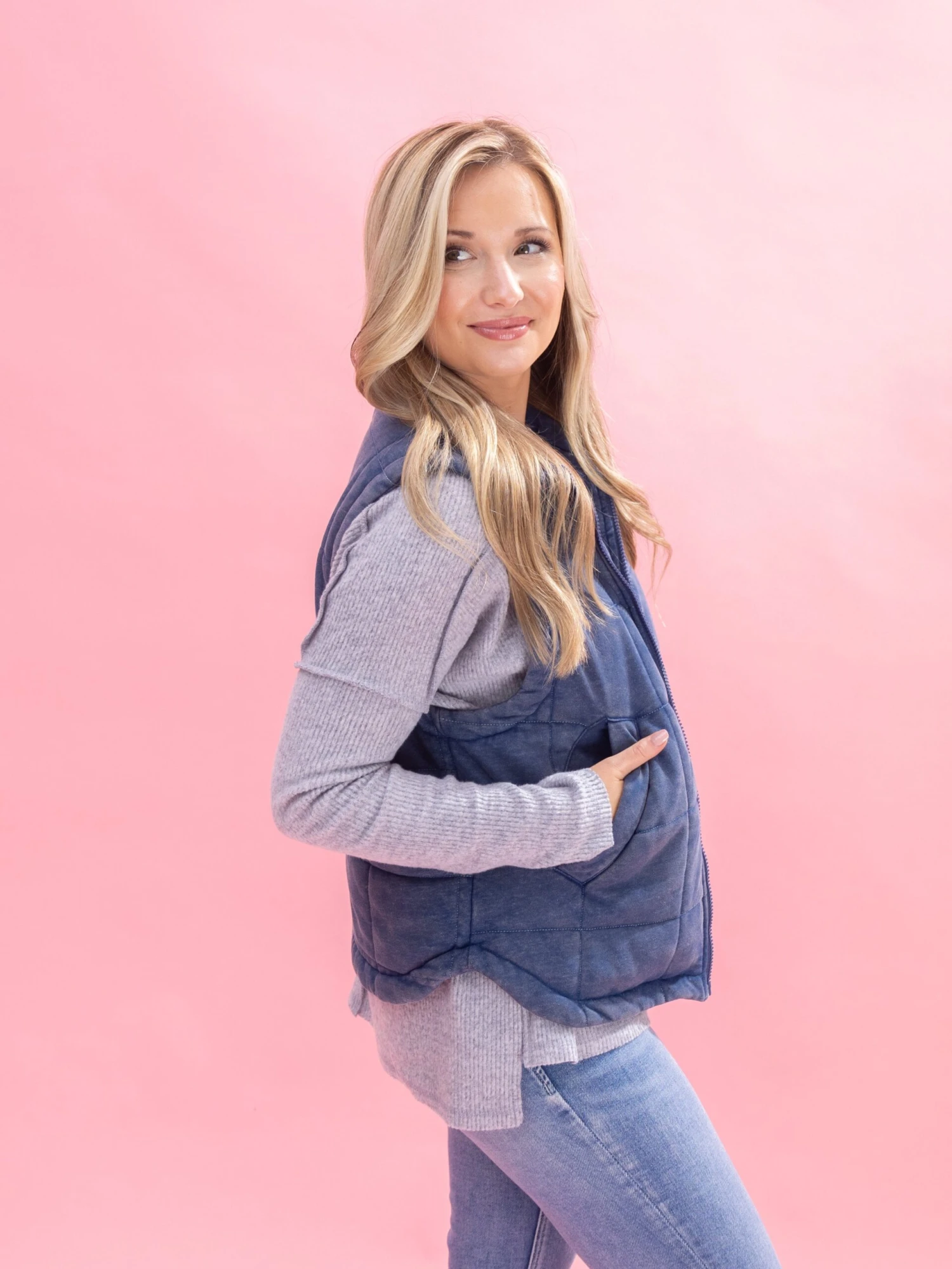 Washed Soft Quilted Vest By DD Design | S-3XL 4 Washed Soft Quilted Vest By DD Design | S-3XL - Image 4