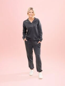 Lived In Snap Pullover By DD Design | S-3XL -Discount Divas Shop cd4cf2777110f317de519596efab145d