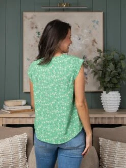 V-Neck Floral Printed Top | S - L -Discount Divas Shop d55854f8ce7784f0eee4f3244b39bb44