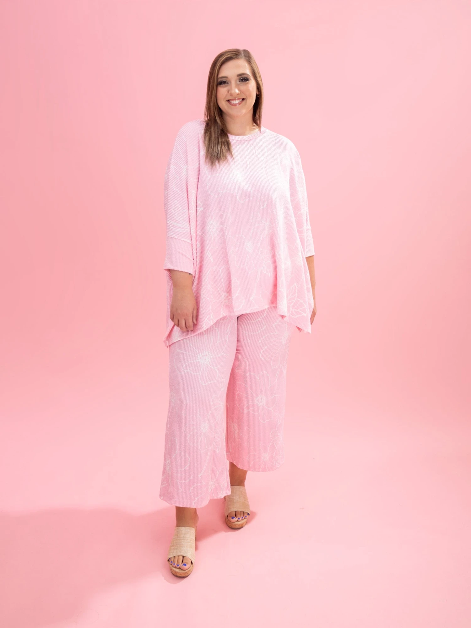 Floral Raised Rib Easy Fit 3/4 Sleeve Top By DD Design | Reg-Plus Pair W/ Sku62311 7 Floral Raised Rib Easy Fit 3/4 Sleeve Top By DD Design | Reg-Plus Pair W/ Sku62311 - Image 7