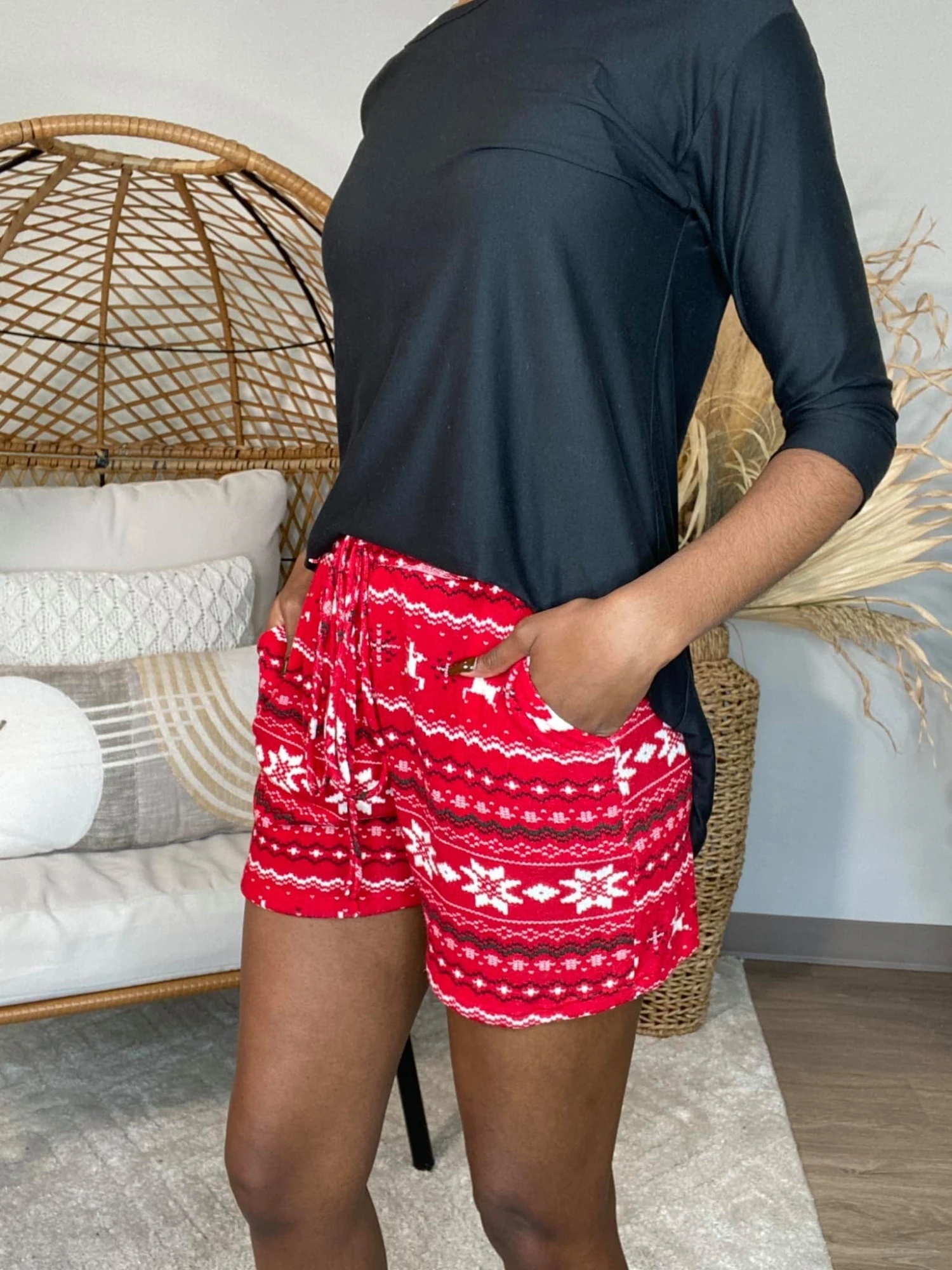 Mistletoe Kisses Casual Shorts *Final Sale* 2 Mistletoe Kisses Casual Shorts *Final Sale* - Image 2