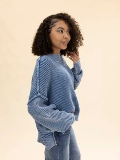 Zenana Washed Side Slit Oversized Cropped Sweater | S/M-L/XL -Discount Divas Shop e21ce774a7ab1c30652392e963100cb2