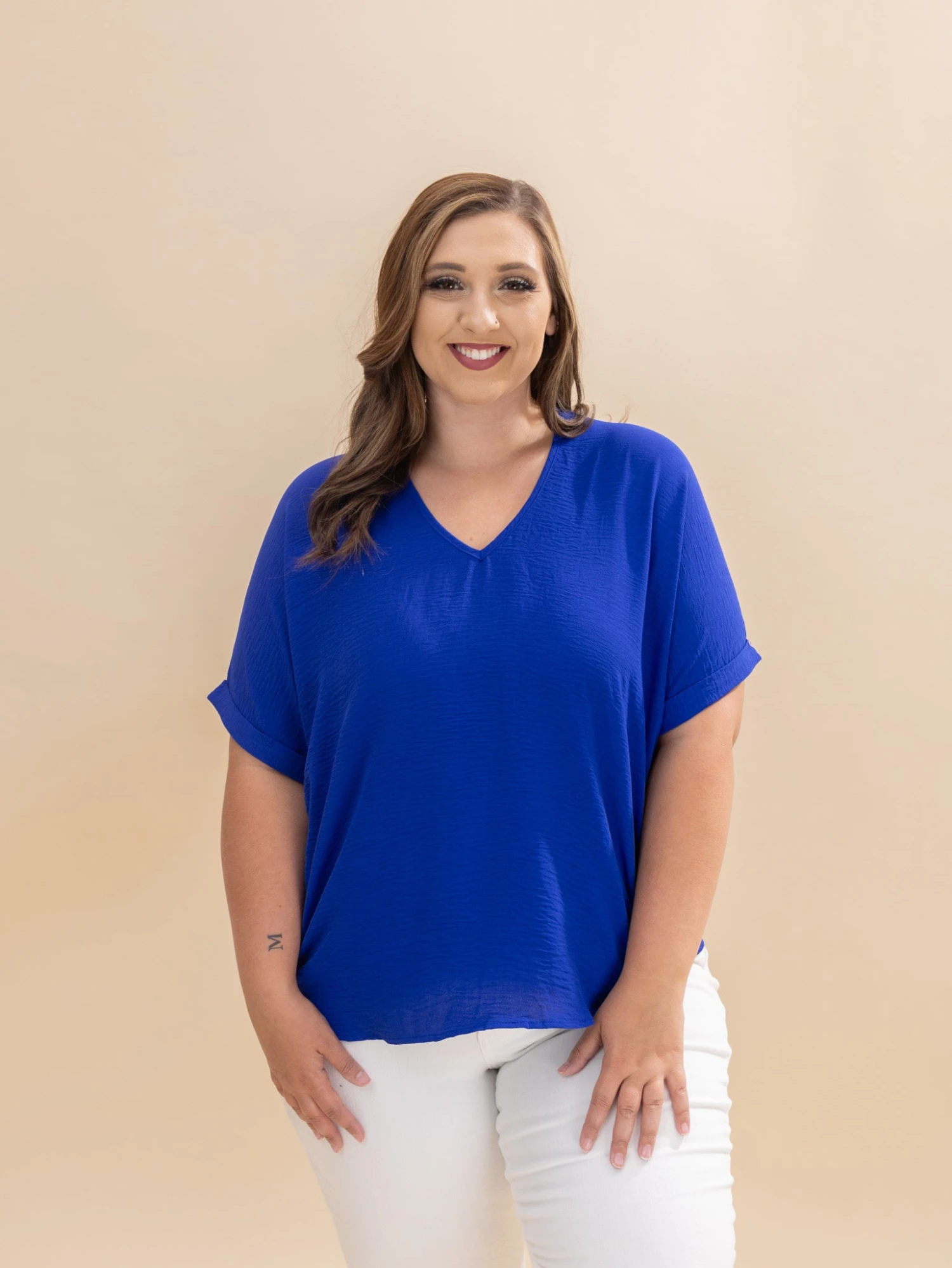 Short Sleeve V Neck Woven Top | S-2XL 3 Short Sleeve V Neck Woven Top | S-2XL - Image 3