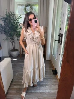 Ruffle Short Sleeve V Neck Midi Dress | S-L -Discount Divas Shop e558e6c36ebd3f272ed5c02d40bbde80