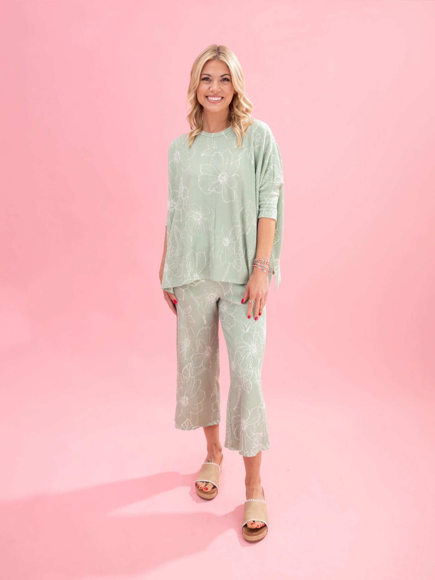 Floral Raised Rib Easy Fit 3/4 Sleeve Top By DD Design | Reg-Plus Pair W/ Sku62311 6 Floral Raised Rib Easy Fit 3/4 Sleeve Top By DD Design | Reg-Plus Pair W/ Sku62311 - Image 6