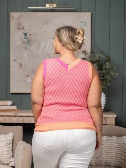 Contrast Chevron V-Neck Knitted Vest | S - XL -Discount Divas Shop f04067eaae5930382002e5be3ba4f609