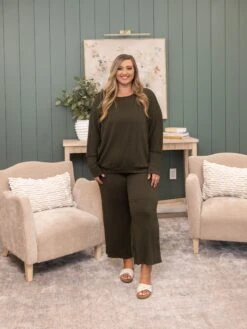 Textured Fabric Wide Neck Dolman Sleeve Top | S - XL Set W/ Sku54509 10 Textured Fabric Wide Neck Dolman Sleeve Top | S - XL Set W/ Sku54509 -Discount Divas Shop f1ece55baf27da9320a5a19c1d81404b