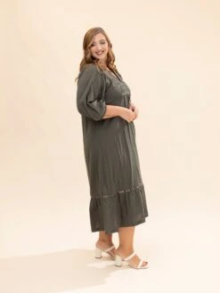 Solid Long Sleeve Collared Midi Dress | S-L -Discount Divas Shop f6e351edf776d1bb565a6383fba4f0c3