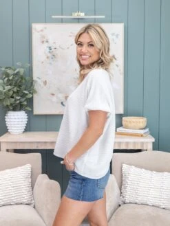 Mica Denim Mid Rise Frayed Hem Shorts | XS-L -Discount Divas Shop fc2030c8e6a36e55b4e2d527c59d0e7e