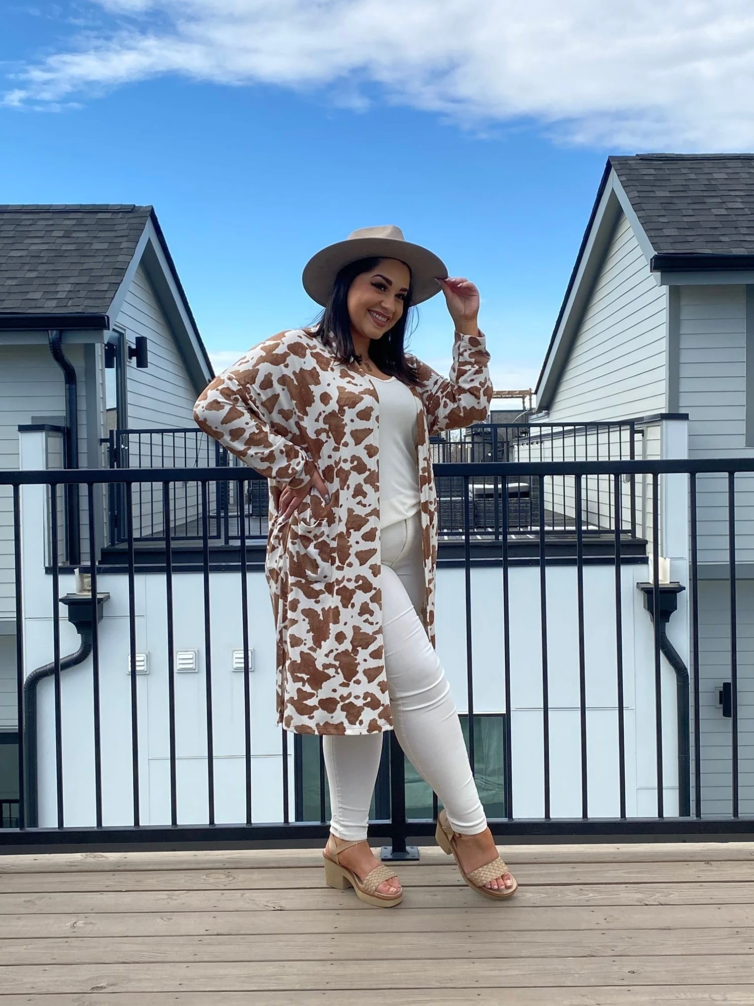 Let The Show Begin Cardigan *Final Sale* 2 Let The Show Begin Cardigan *Final Sale* - Image 2