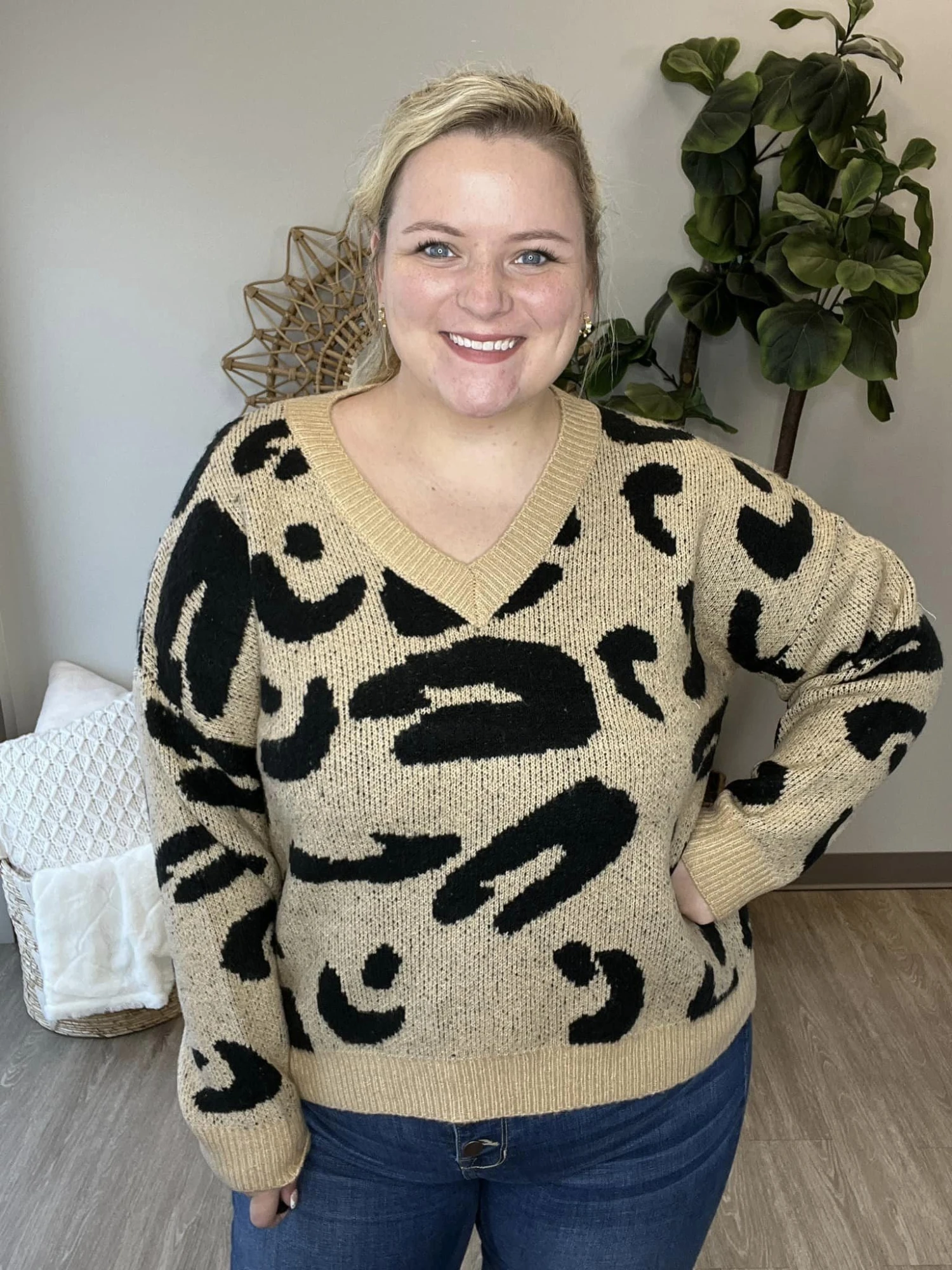 Printed And Perfect Sweater| S-L *Final Sale* 1 Printed And Perfect Sweater| S-L *Final Sale*