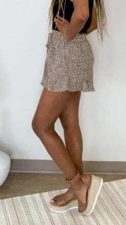 Get Their Attention Shorts *Final Sale* -Discount Divas Shop qQRwlD4vaFvesV4teOeIOOfxLAgNjXh60rEoFYzf