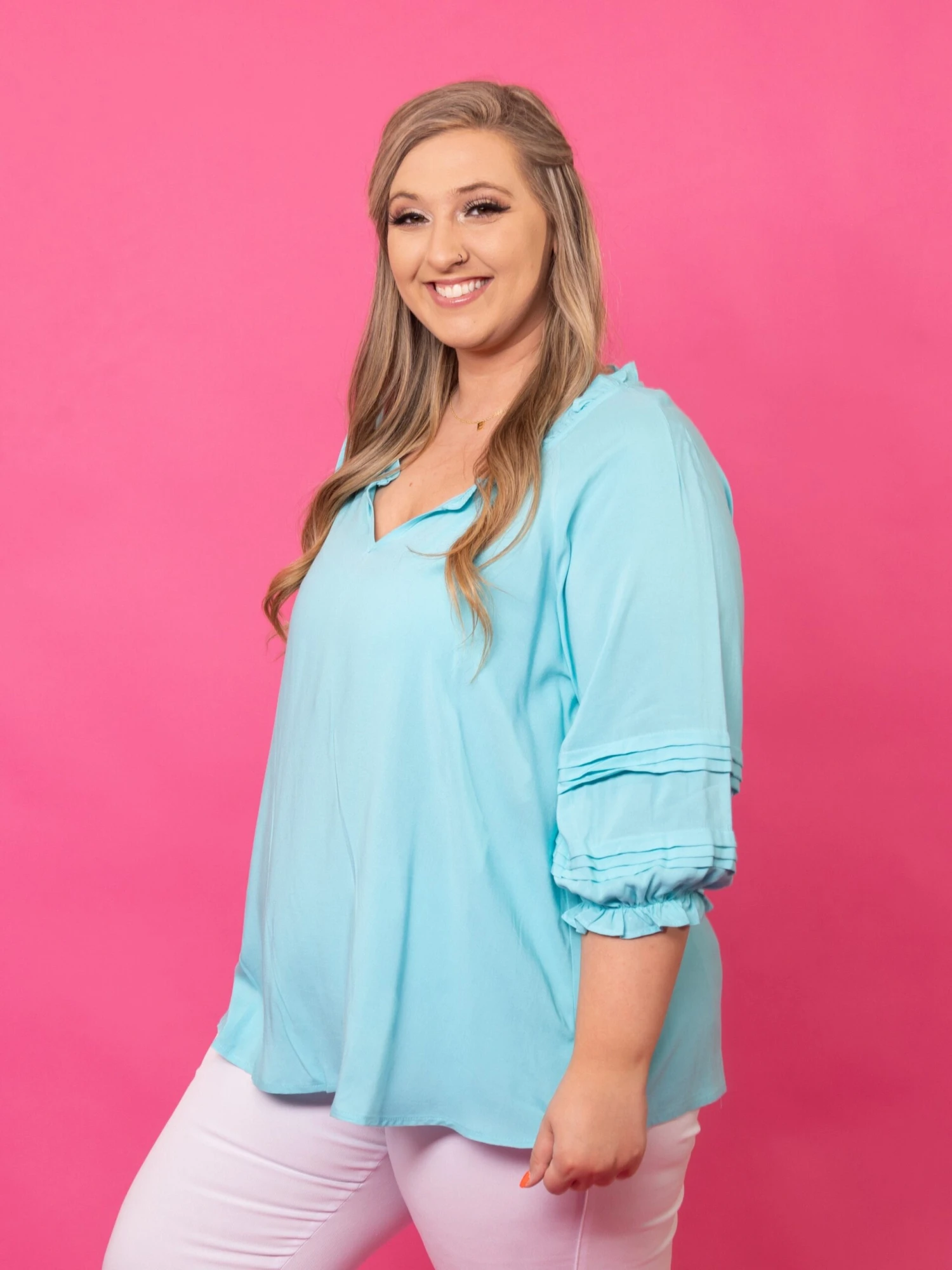 3/4 Sleeve V-Neck Top | S - 3X 4 3/4 Sleeve V-Neck Top | S - 3X - Image 4