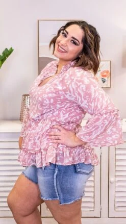 Off The Deep End Top *Final Sale* -Discount Divas Shop zLnSN4SefQkJE4RxbSENMRHt5PEAlytZV6XzwKiq